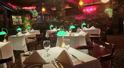 Magic Lamp Inn, business photo 1