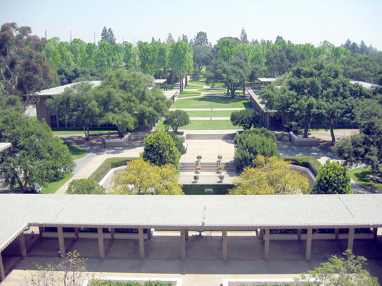HMC library view, Harvey Mudd College