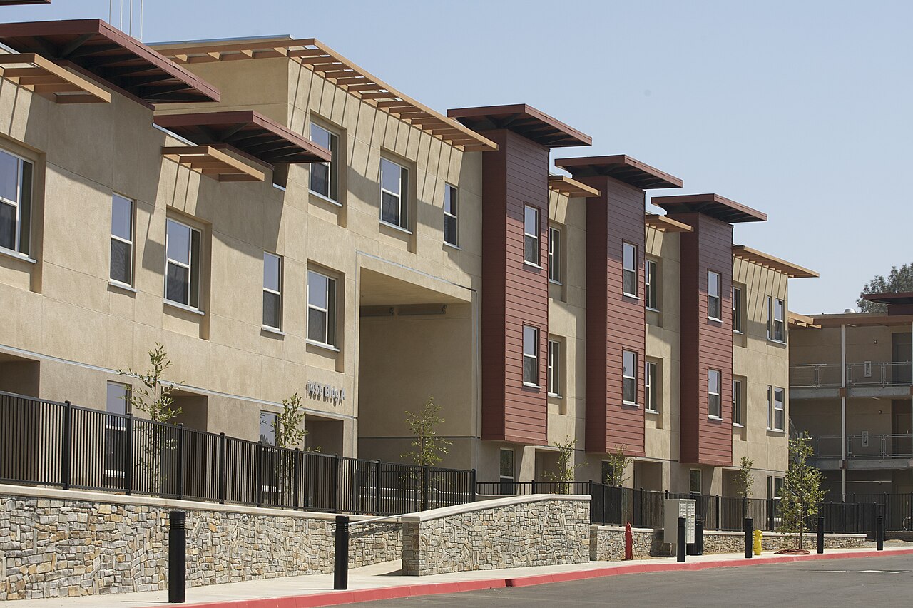 Student Apartments, Claremont Graduate University