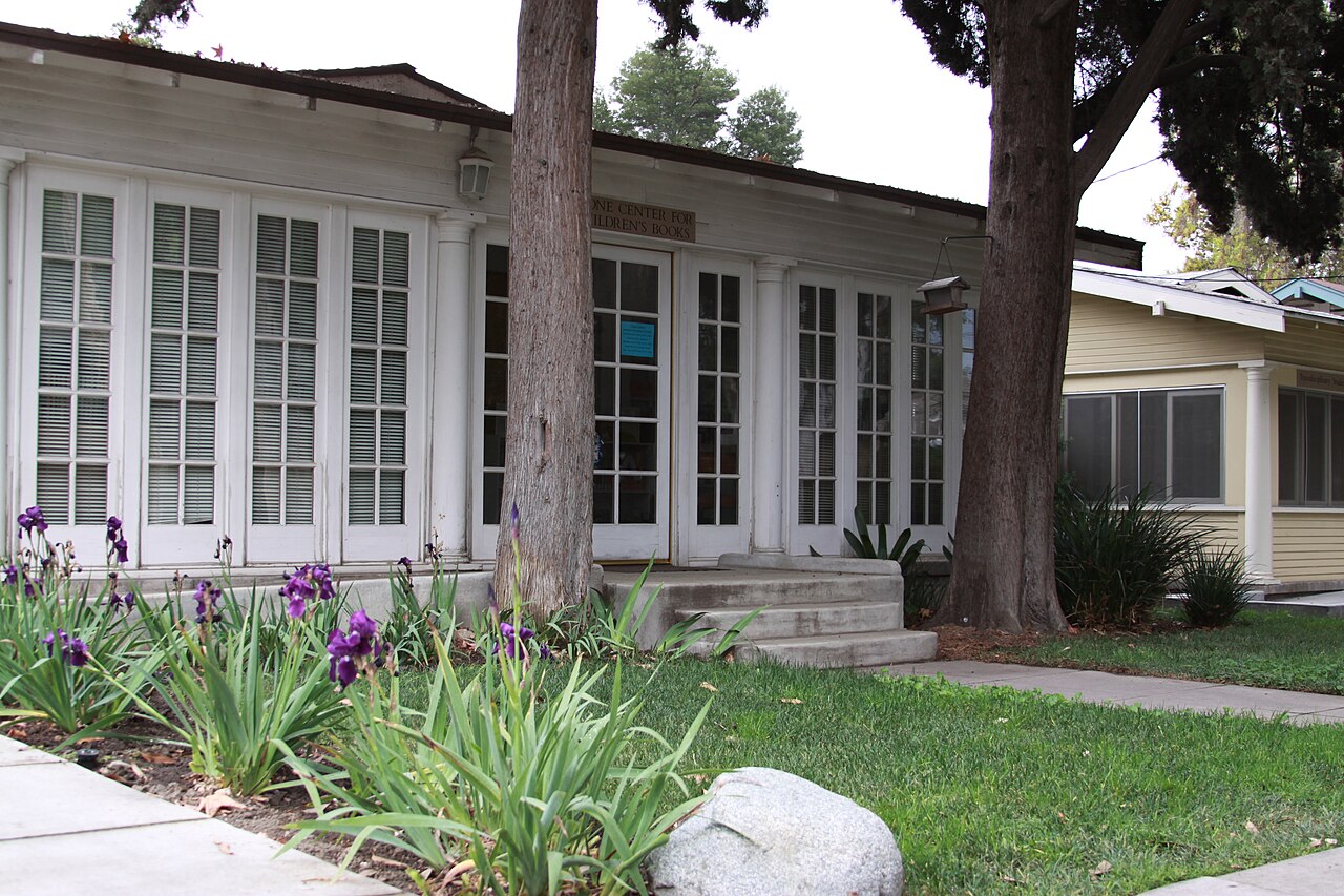 Stone Library, Claremont Graduate University